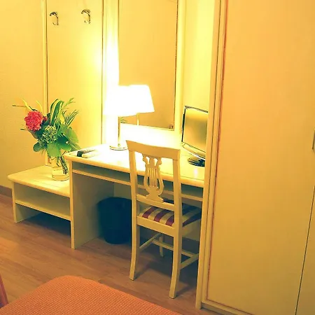 Rosa Hotel 3*