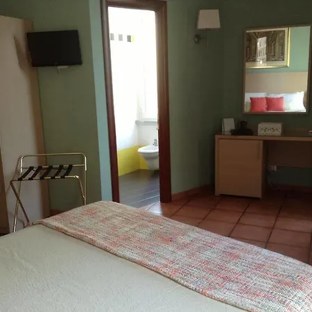 207 Guest house