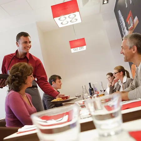 Ibis Fiera 3* Roma