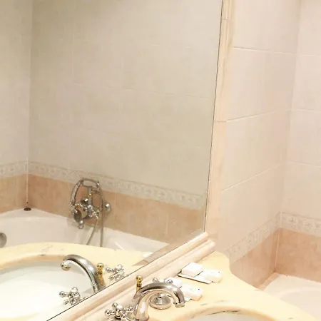 Hotel Lh Grand Hermitage