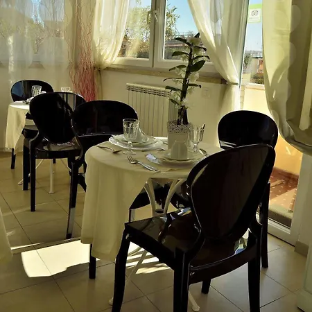 Bed & Breakfast Rome&suites 2*