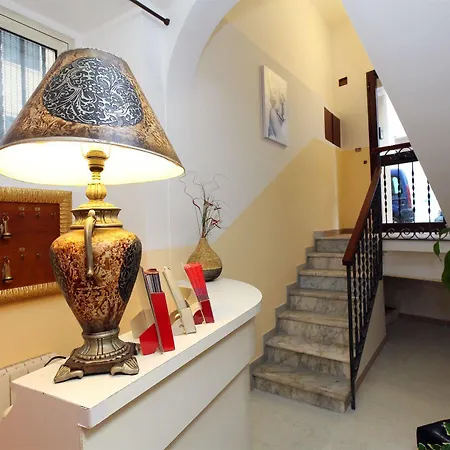 Pisa Hotel Roma