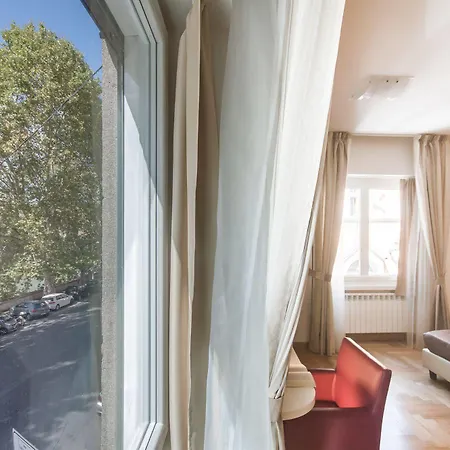 River Bed & Breakfast Roma