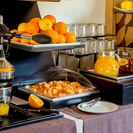 9hotel Cesari 4*