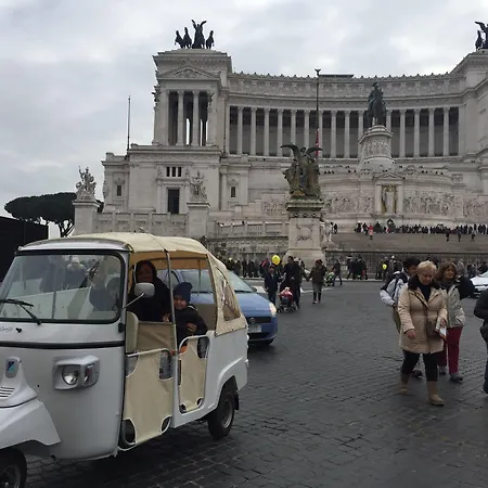 מלון Trevi Palace 3*