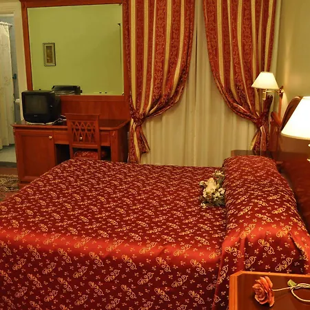 Sandra Hotel Rom