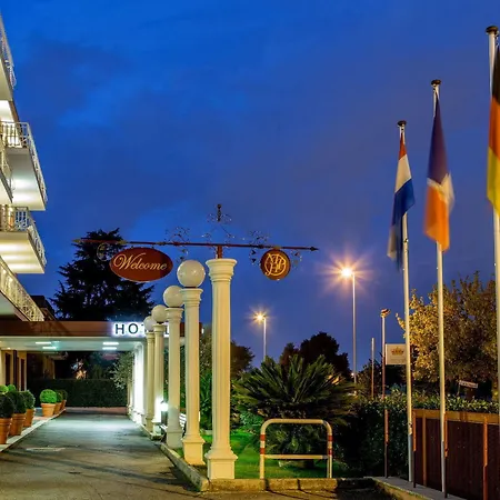Marini Park Otel Castel di Leva
