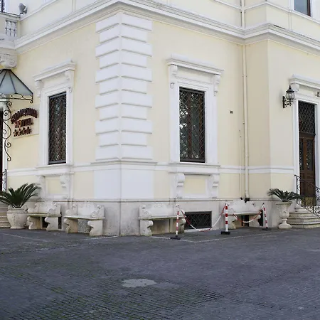 Pinciana Hotel 4*