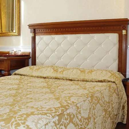 Pinciana Hotel