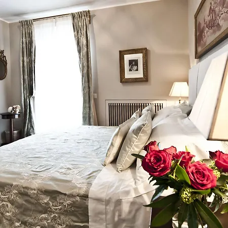 Maison d'hôtes La Scelta Di Goethe - Luxury Rome