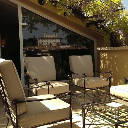 Maison d'hôtes La Scelta Di Goethe - Luxury Rome