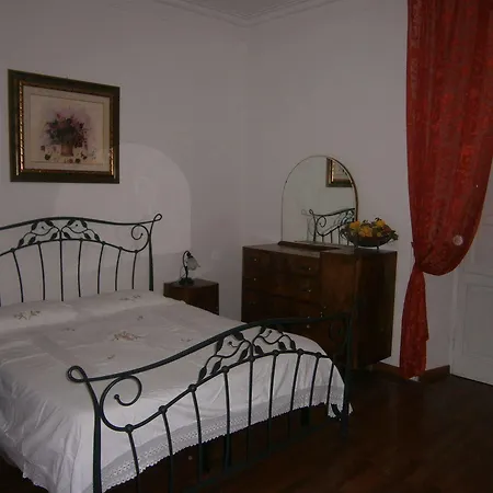 Lucky House Hotel
