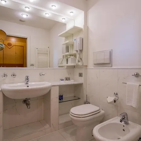 Hotel Western I Triangoli 4*