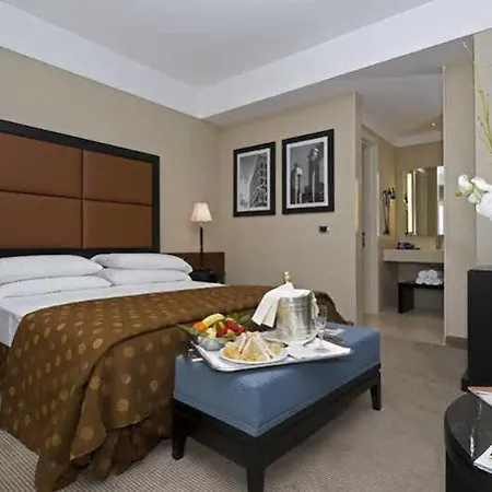 Ergife Palace Hotel 4*