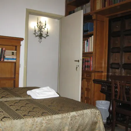 Attico Dei Pini Bed & Breakfast 3*