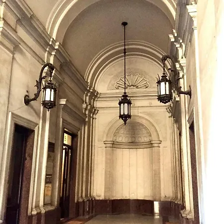 Pantheon Affittacamere 2*