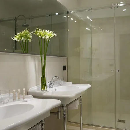 Gens Luxury 3* Rome