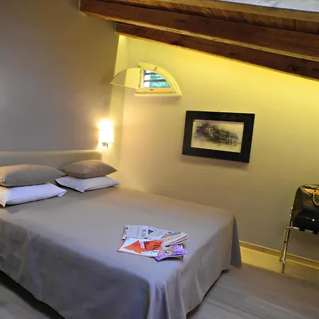 Etruria Relais And Wine Рим