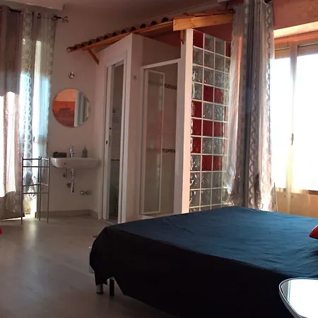 B&B Movie Home Bed & Breakfast