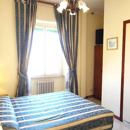 B And B Condottieri Hotel Rome