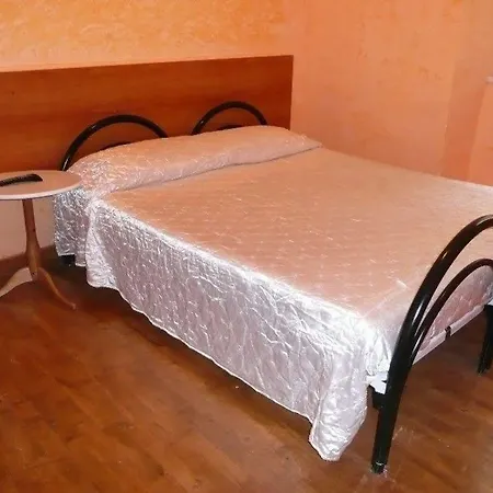 Magic Place בית הארחה 2*
