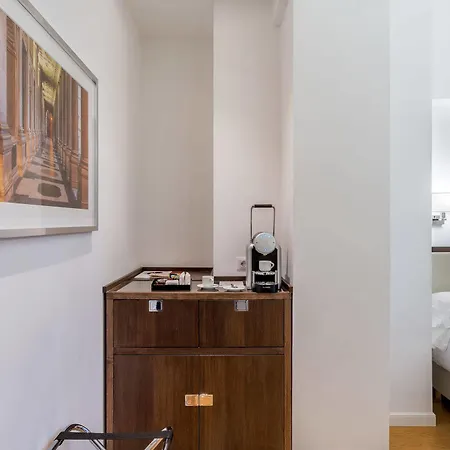 Les Diamants Spanish Steps Otel Roma