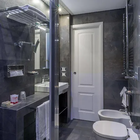 Otel Les Diamants Spanish Steps Roma