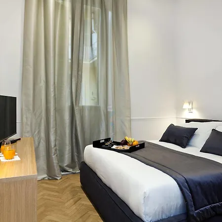 Vanity Navona Hotel