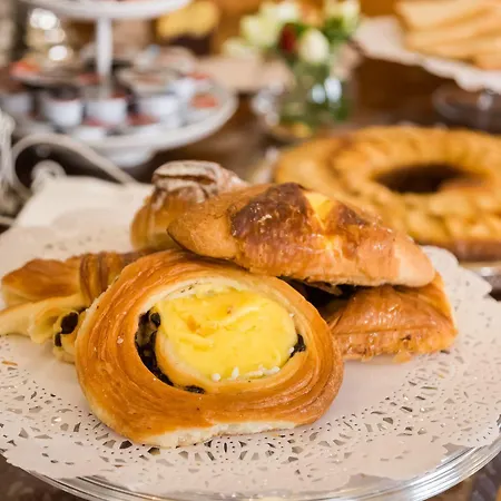 Affreschi Su Luxury Bed & Breakfast Rome