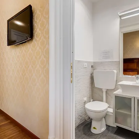 Affreschi Su Luxury Bed & Breakfast 2*