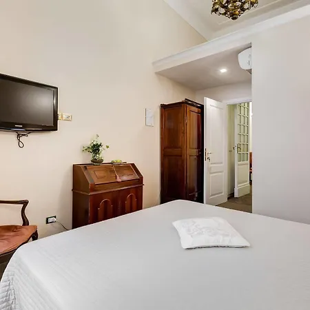 Affreschi Su Luxury Bed & Breakfast 2*