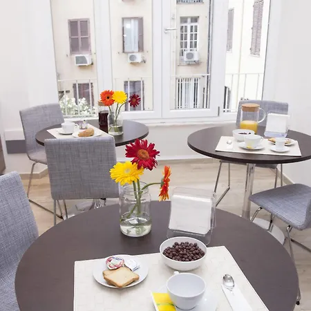 Maison Maneli 3* Roma