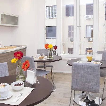 Maison Maneli Roma