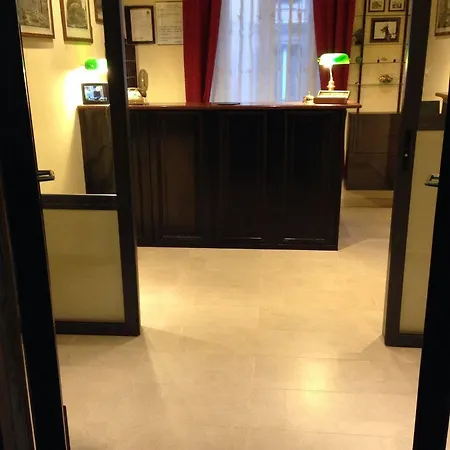 Fiorenza Hotel *