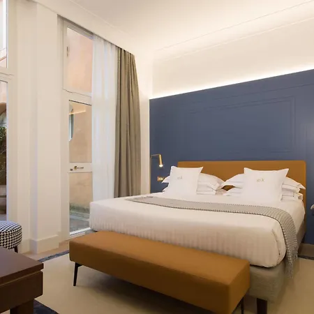 Gkk Exclusive Private Hotel