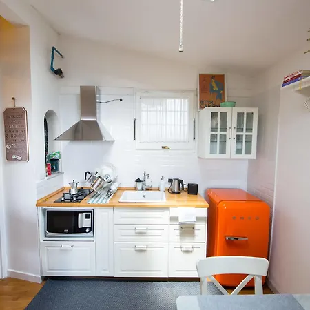 Guest house Urban Pine Rooms 2*