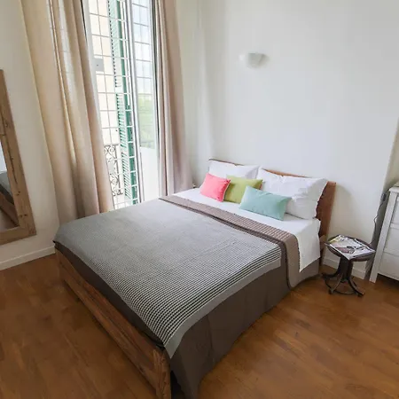 Guest house Urban Pine Rooms 2*
