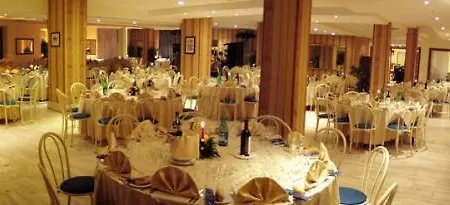 Summit 4* Roma