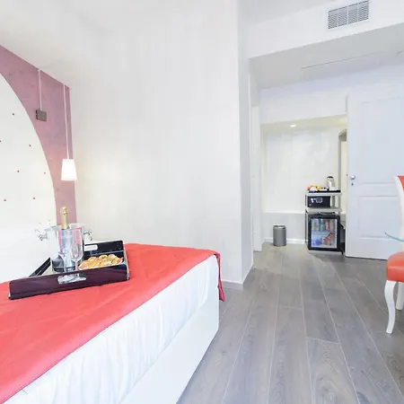Vespasiano Hotel 4*