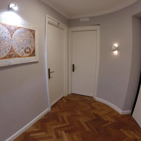 Athena Nocleg ze śniadaniem 3*