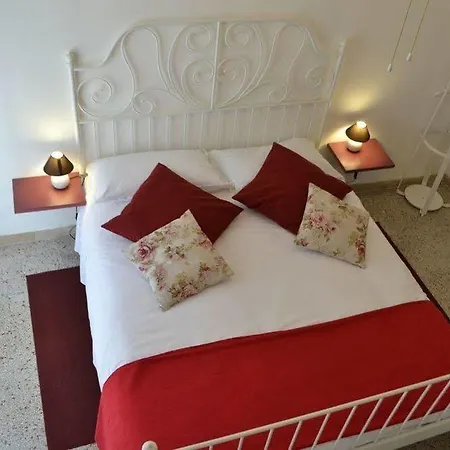 La Luna Di Bed & Breakfast 2*
