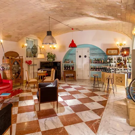 Hotel Emona Aquaeductus