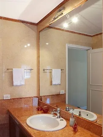 Oriani Bed & Breakfast 3*