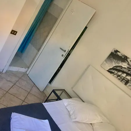 Bed & Breakfast Old 2*
