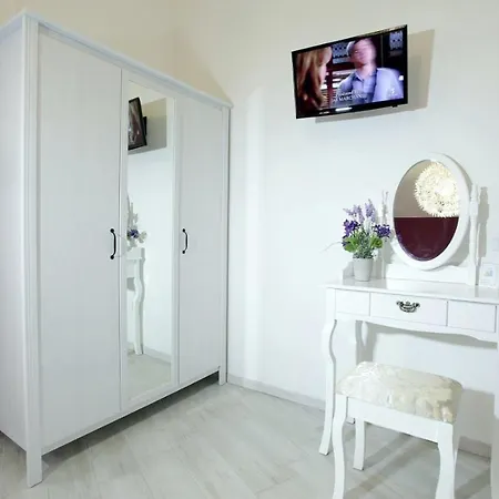 Romatour Guest house Rome