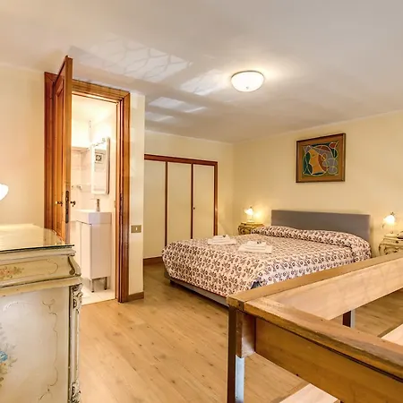 Marignoli Apartment *