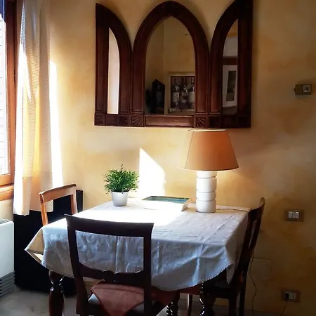 Marignoli Apartment
