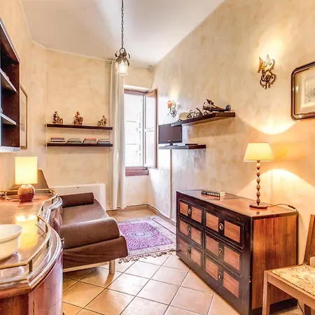 Apartment Marignoli Rome