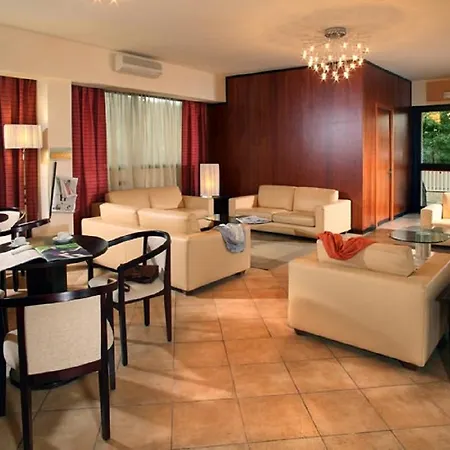 Cassia Hotel