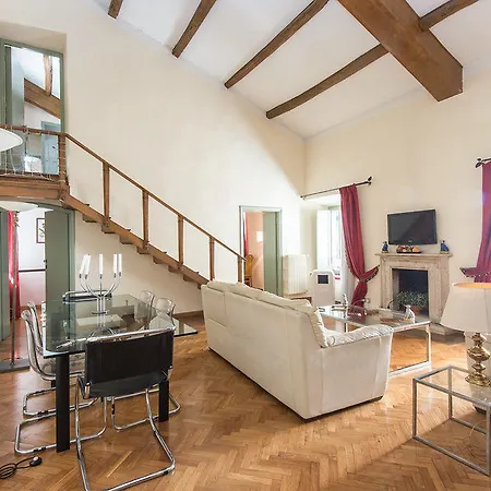 Hotel Palazzo Lancellotti Luxury 3*